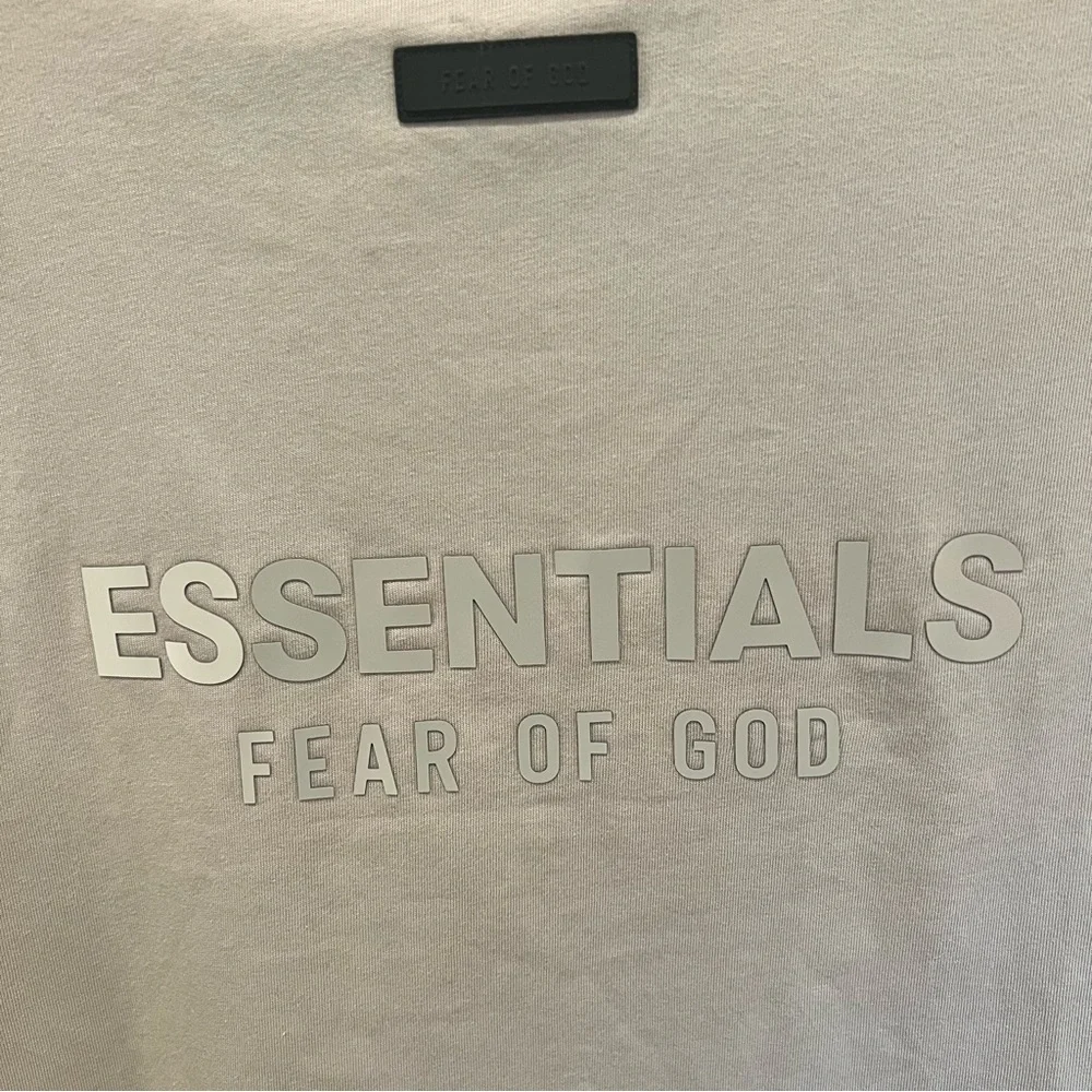 Fear of God Essentials | Kids V Neck T-Shirt | Color 'Seal' | Youth 6/7
